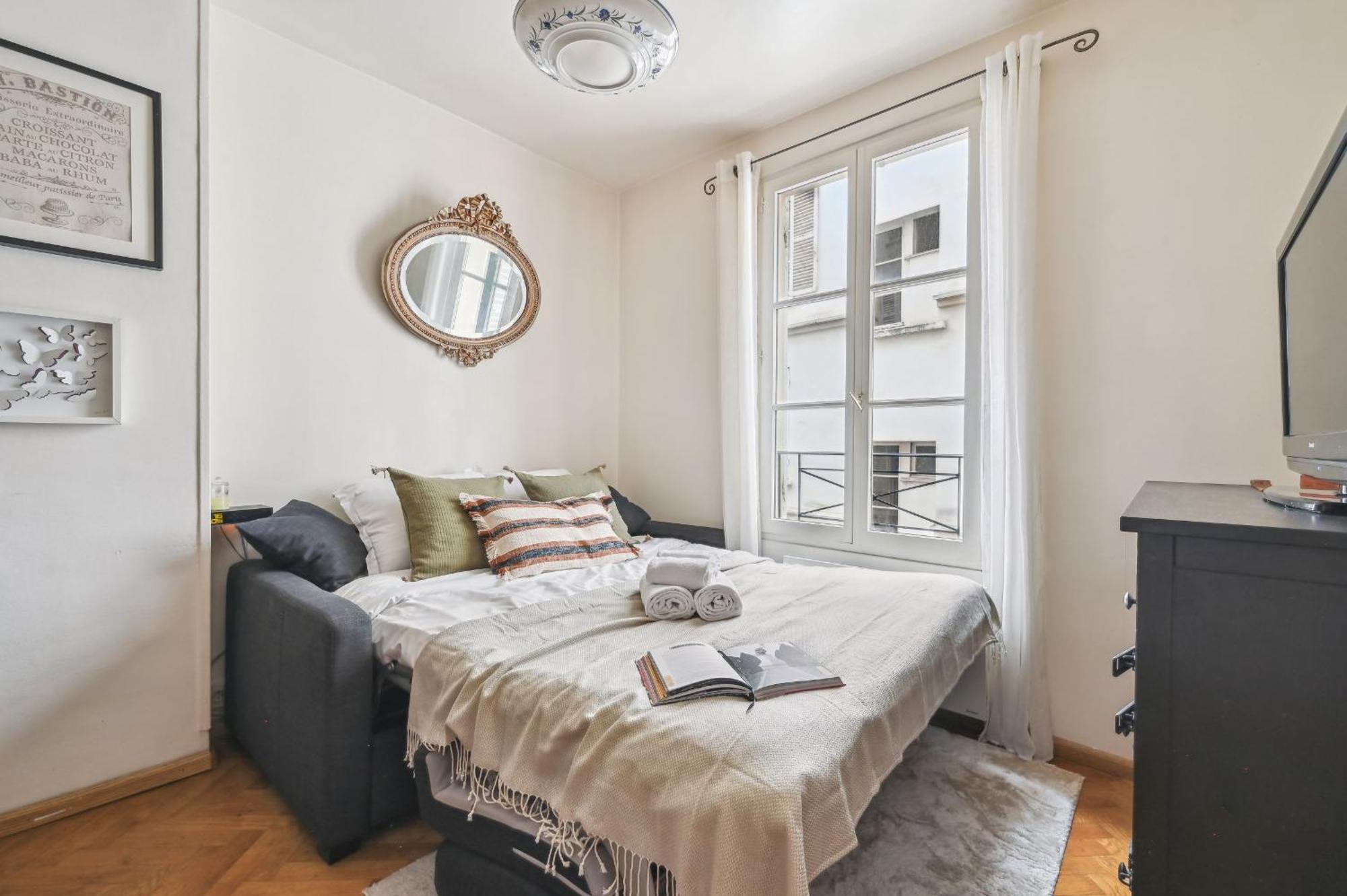 Eiffel Tower & Hotel Des Invalides - 1Br - Cityapartmentstay Paris Dış mekan fotoğraf