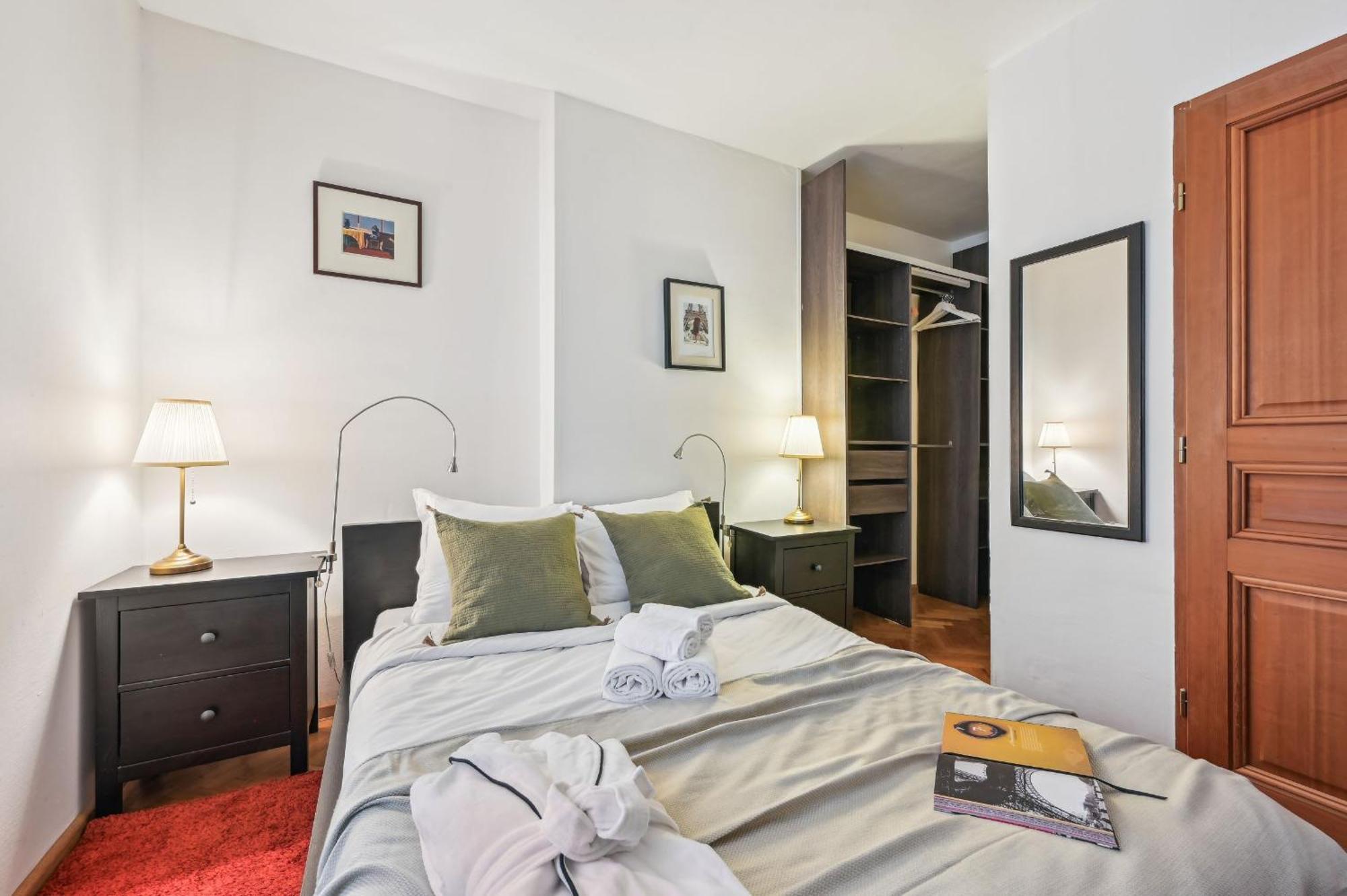 Eiffel Tower & Hotel Des Invalides - 1Br - Cityapartmentstay Paris Dış mekan fotoğraf