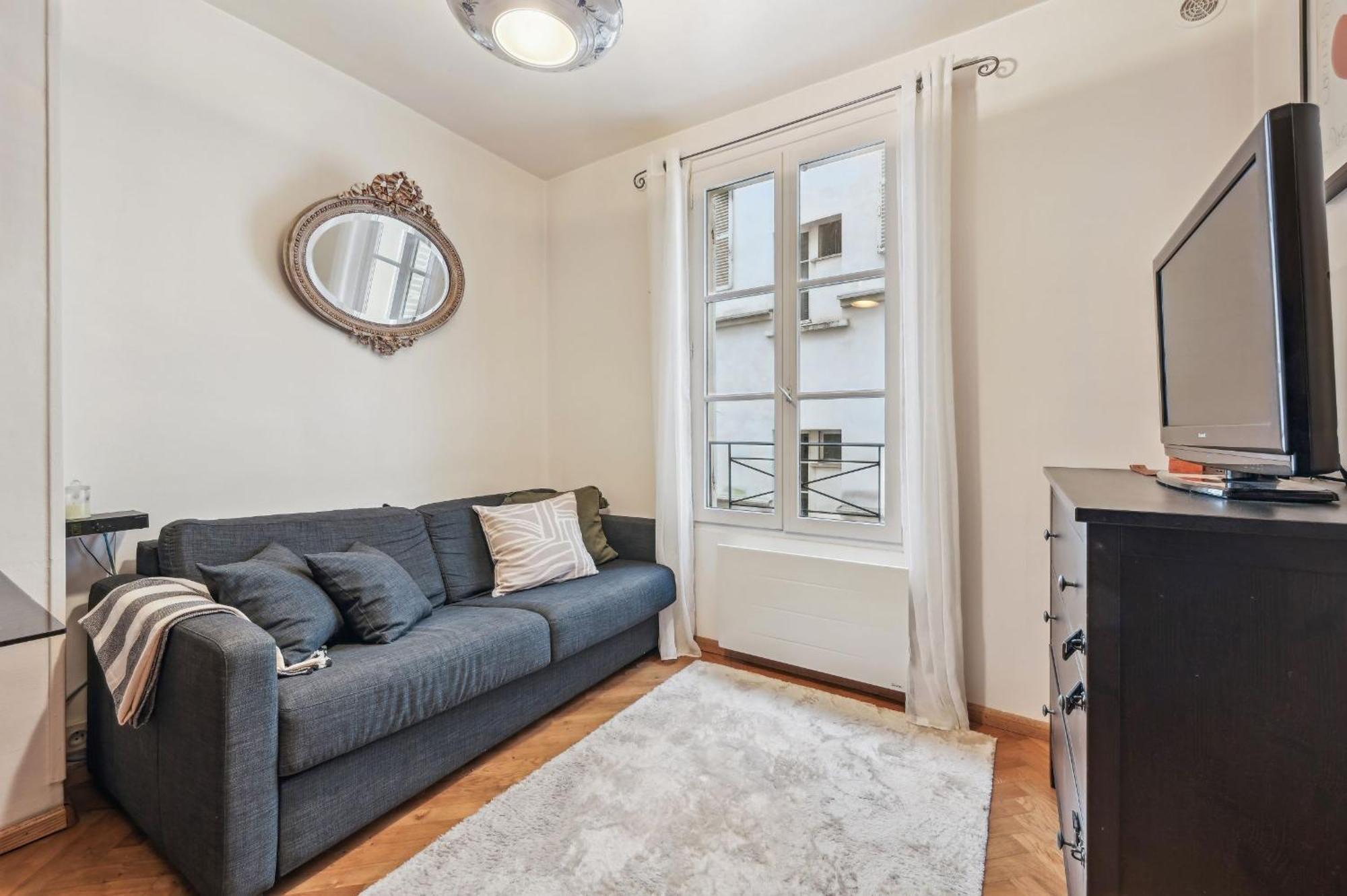 Eiffel Tower & Hotel Des Invalides - 1Br - Cityapartmentstay Paris Dış mekan fotoğraf